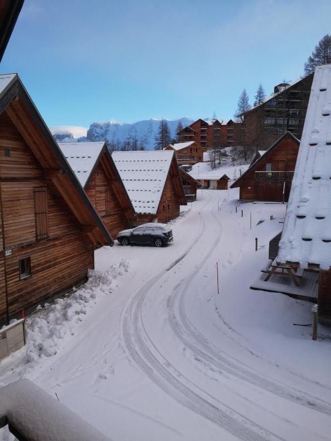 Chalet Bastilor La Joue du Loup Exterior photo