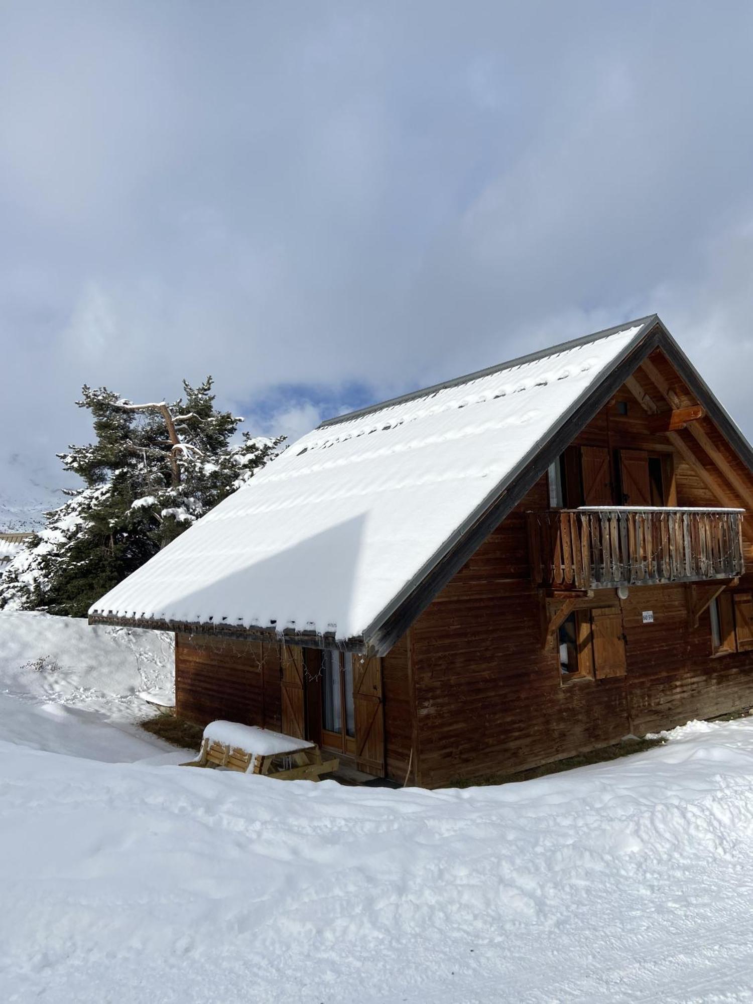 Chalet Bastilor La Joue du Loup Exterior photo